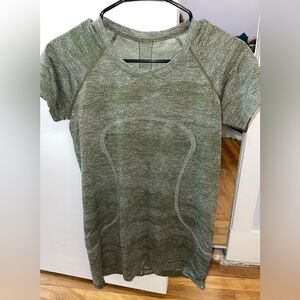 Lululemon Swiftly Tech Short Sleeve